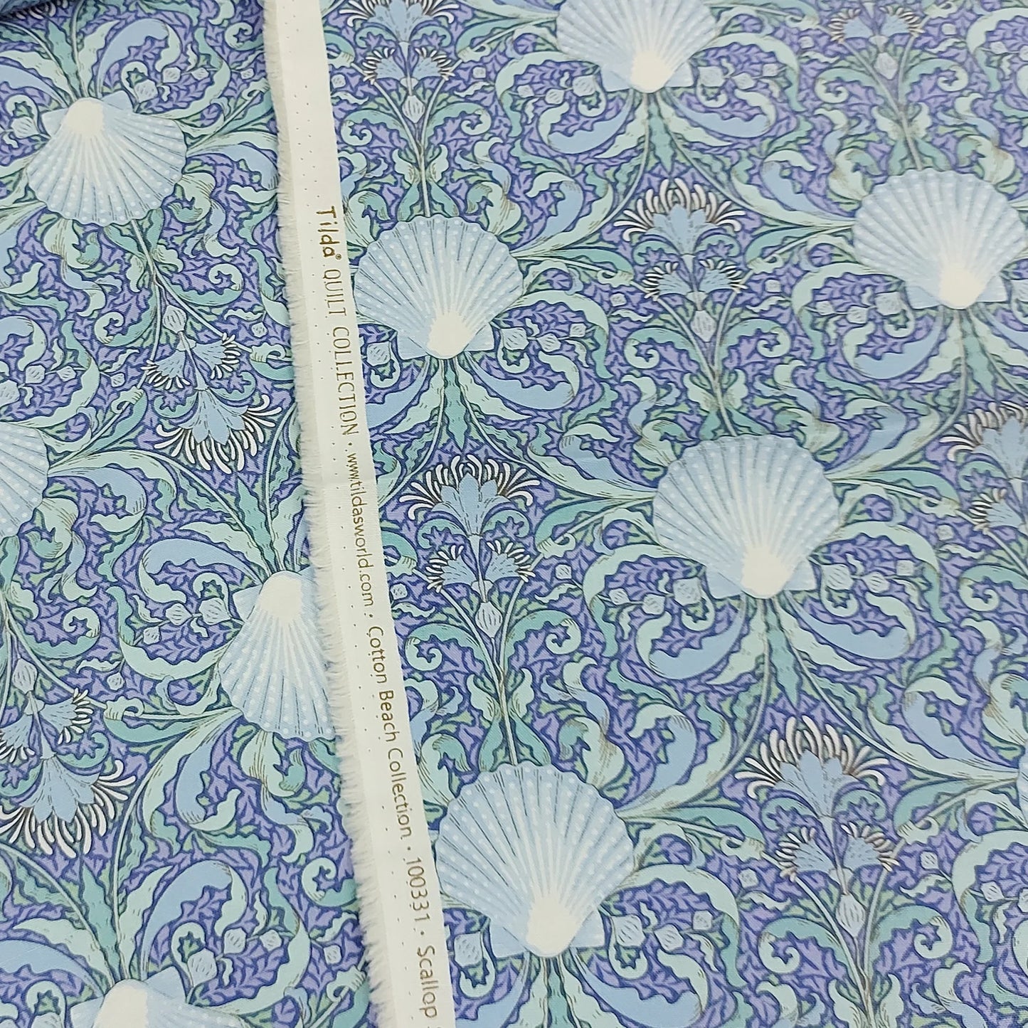 Tela Tilda Cotton Beach Scallop Shell Blue