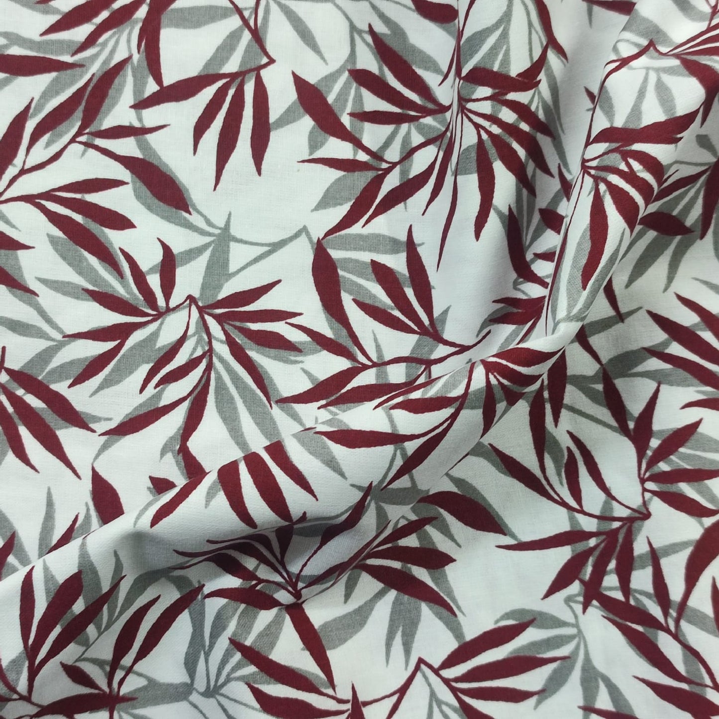 Tela trasera estampado de hojas C117