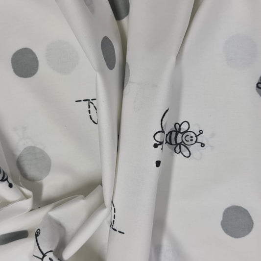 Tejido Abejas blanco y negro