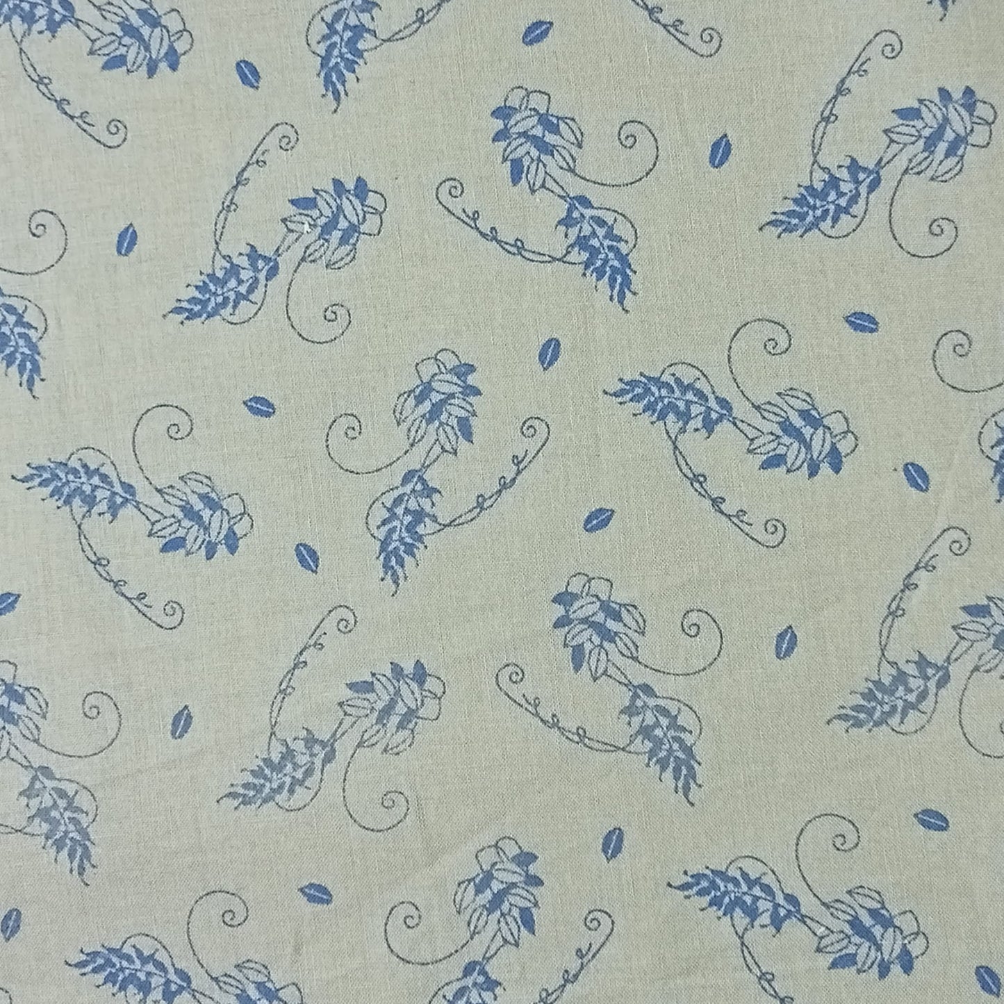 Tejido con estampado espigas azules