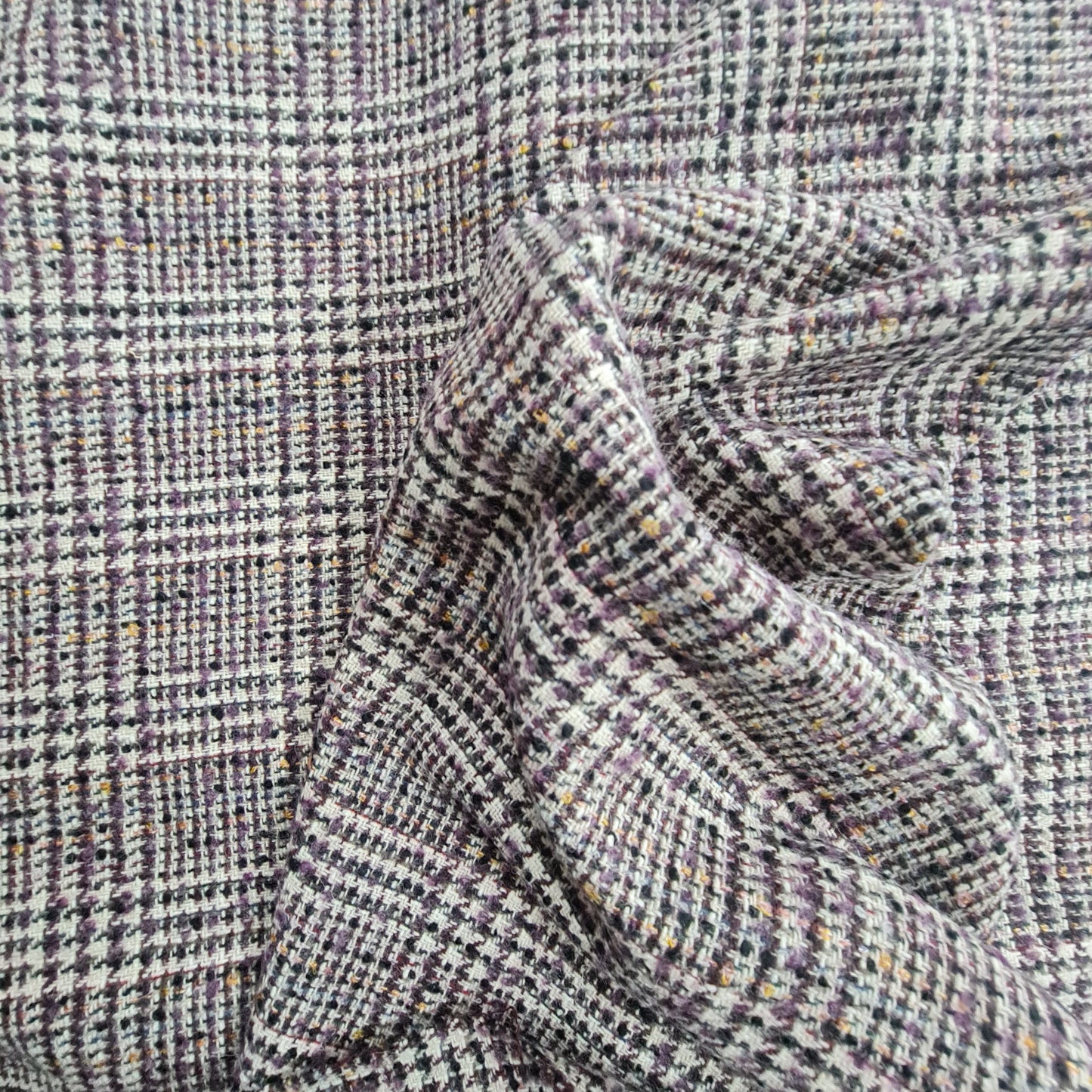 Paño fino de cuadros malva