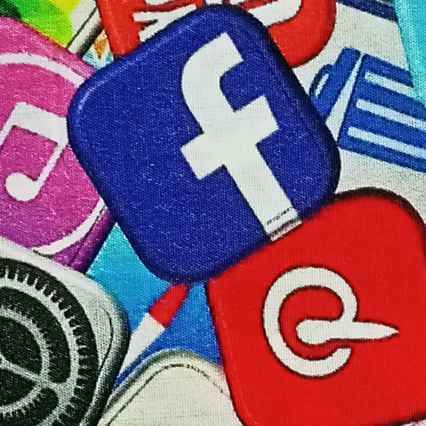 Tela redes sociales