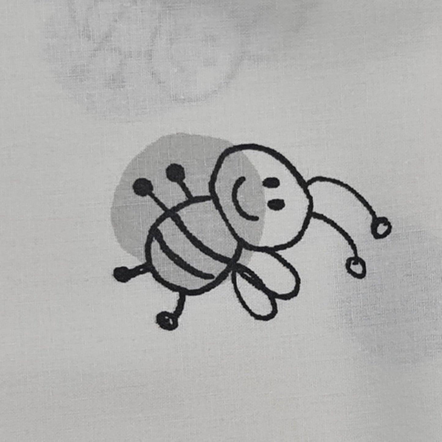 Tejido Abejas blanco y negro